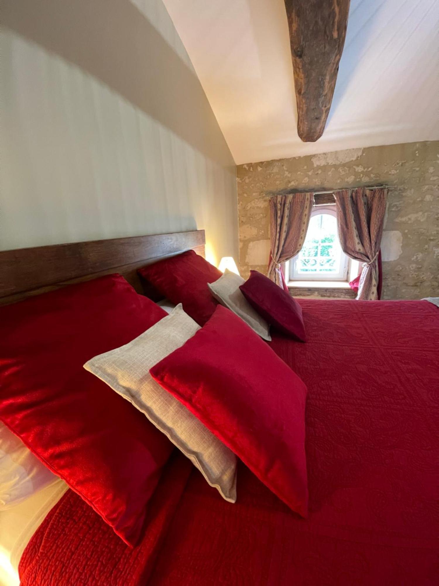 Chambres D'Hotes Le Tilleul Saint-Hilaire-des-Loges Екстер'єр фото